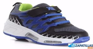 zapatillas-con-ruedas-marca-xti